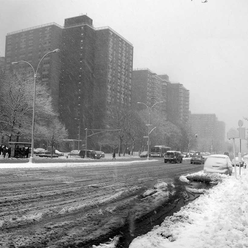 Road and sidewalk in East New York, Brooklyn, covered in snow. Photo: Wikimedia Commons, CCNY Geeks.