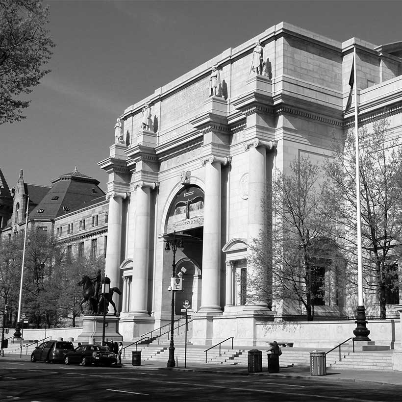 Front entrance to the American Museum of Natural History in Manhattan. Photo: Wikimedia Commons, Ingfbruno.