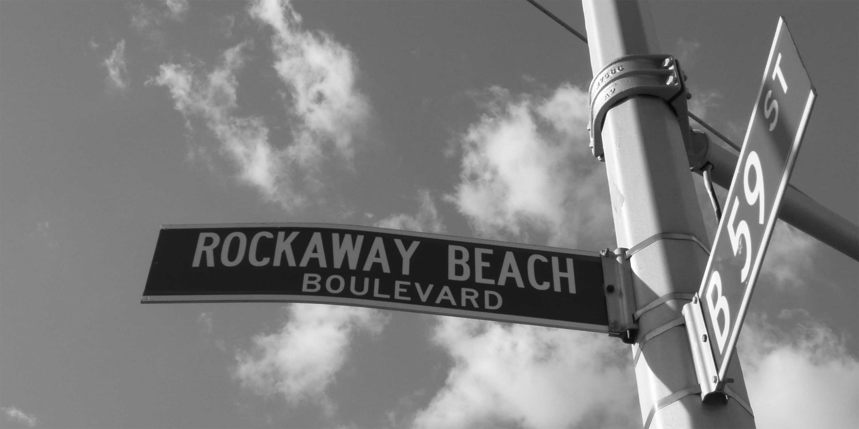 Street sign for Rockaway Beach Boulevard. Photo: Wikimedia Commons, Sbazzone.