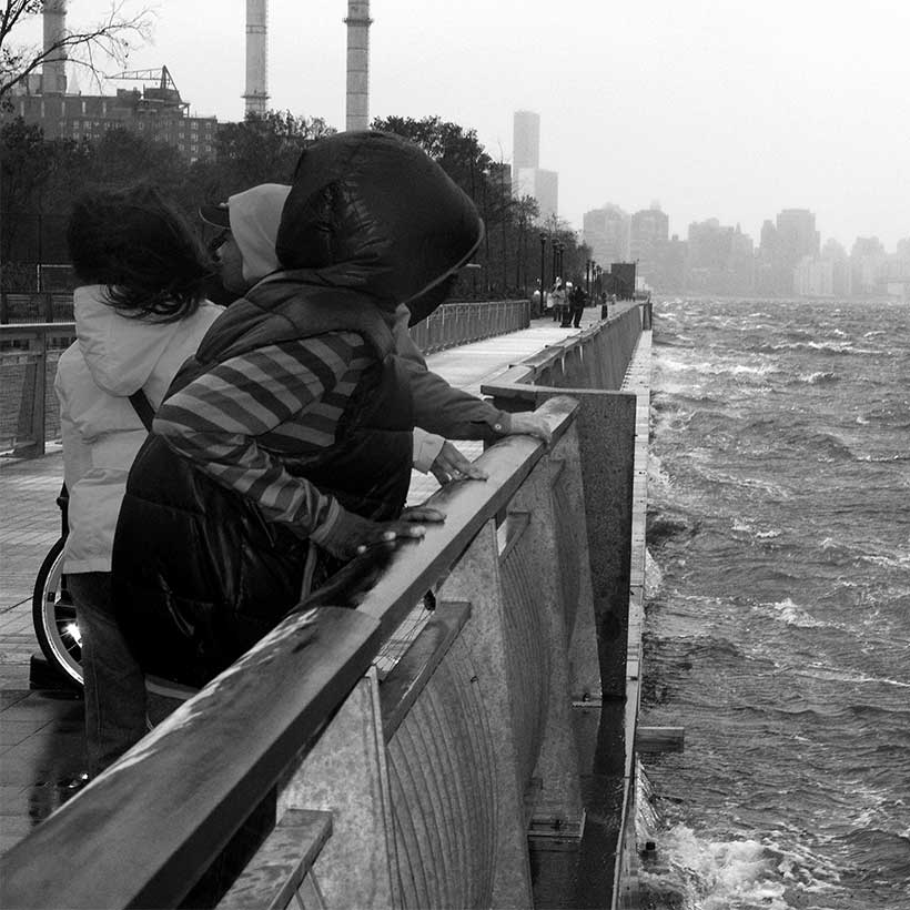 The East River rising as Superstorm Sandy approaches Manhattan. Photo: Wikimedia Commons, David Shankbone.