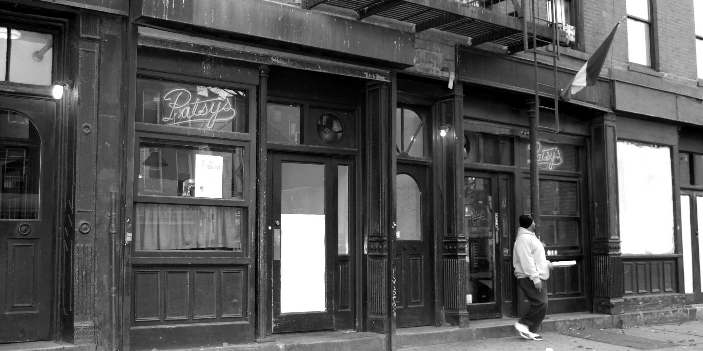 Patsy's Pizzeria in East Harlem. Photo: Wikimedia Commons, Paul Lowry.