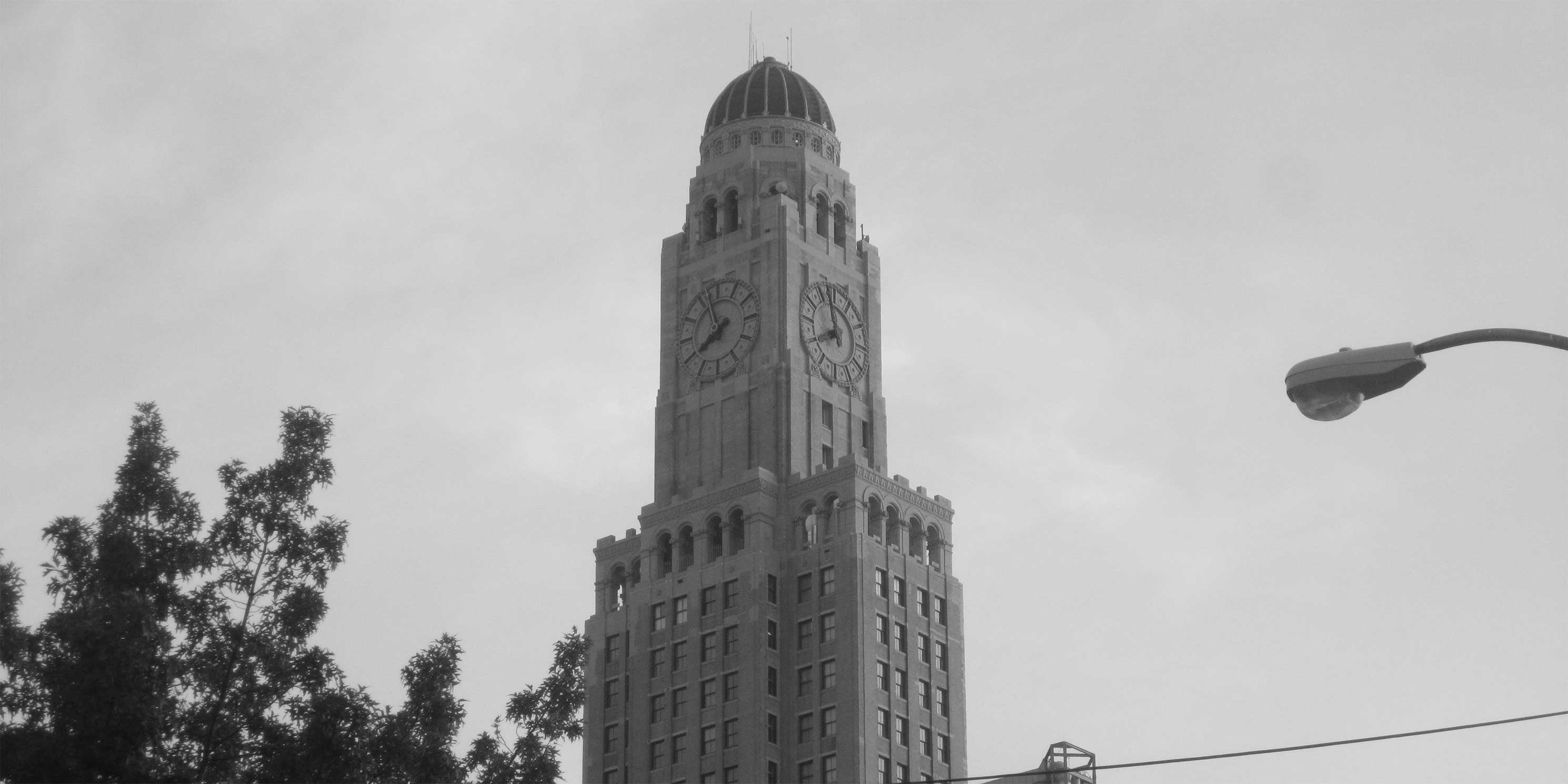 The Williamsburgh Savings Bank Tower in Brooklyn. Photo: Wikimedia Commons, Billy Hathorn.