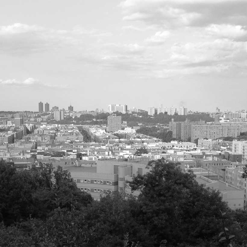 A view from Fort Tryon Park of the Inwood Lowlands. Photo: Wikimedia Commons, Beyond My Ken.