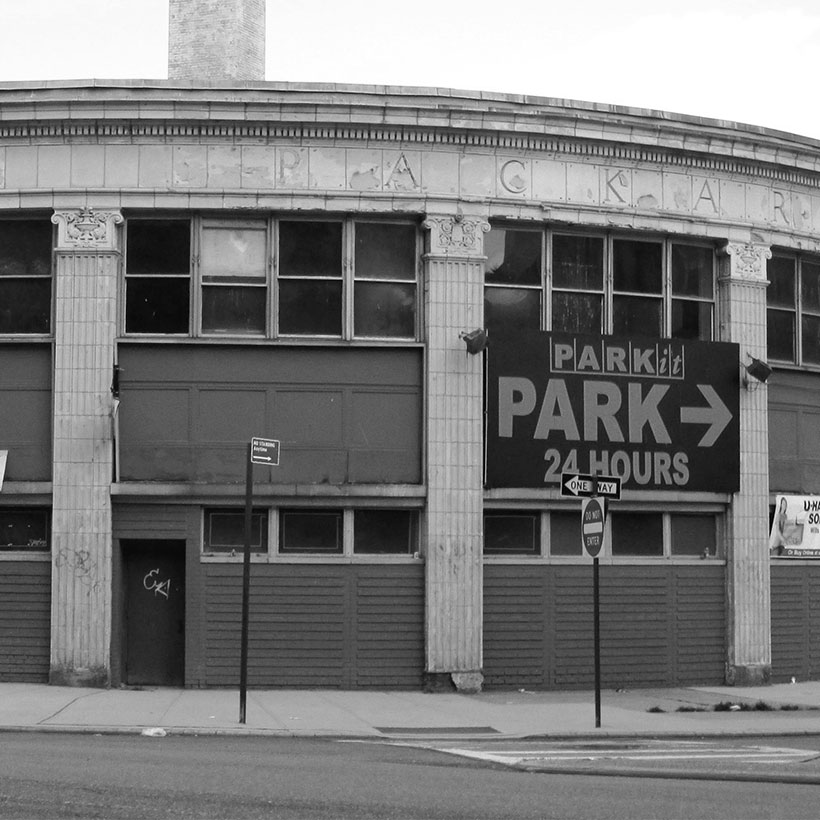 4650-64 Broadway, at the corner of Sherman Avenue in Washington Heights, is a former Packard dealership designed by Albert Kahn. Photo: Wikimedia Commons, Beyond My Ken.