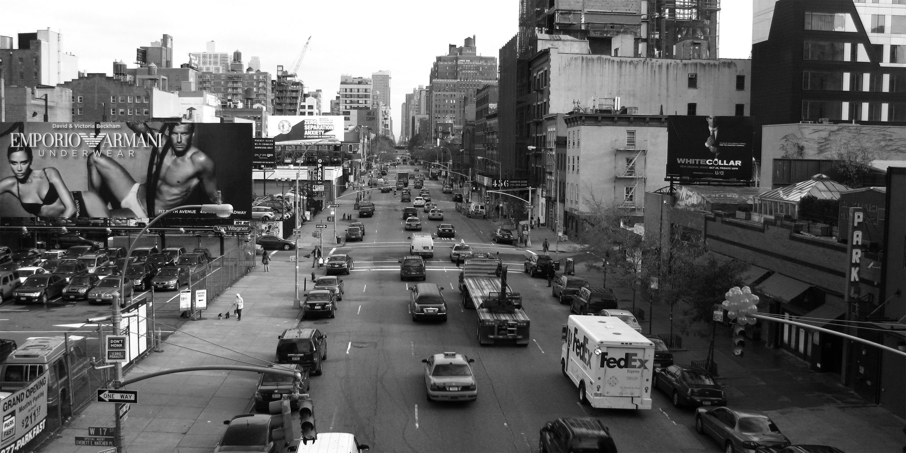 Tenth Avenue in the Chelsea neighborhood of Manhattan. Photo: Wikimedia Commons, angelune des lauriers.
