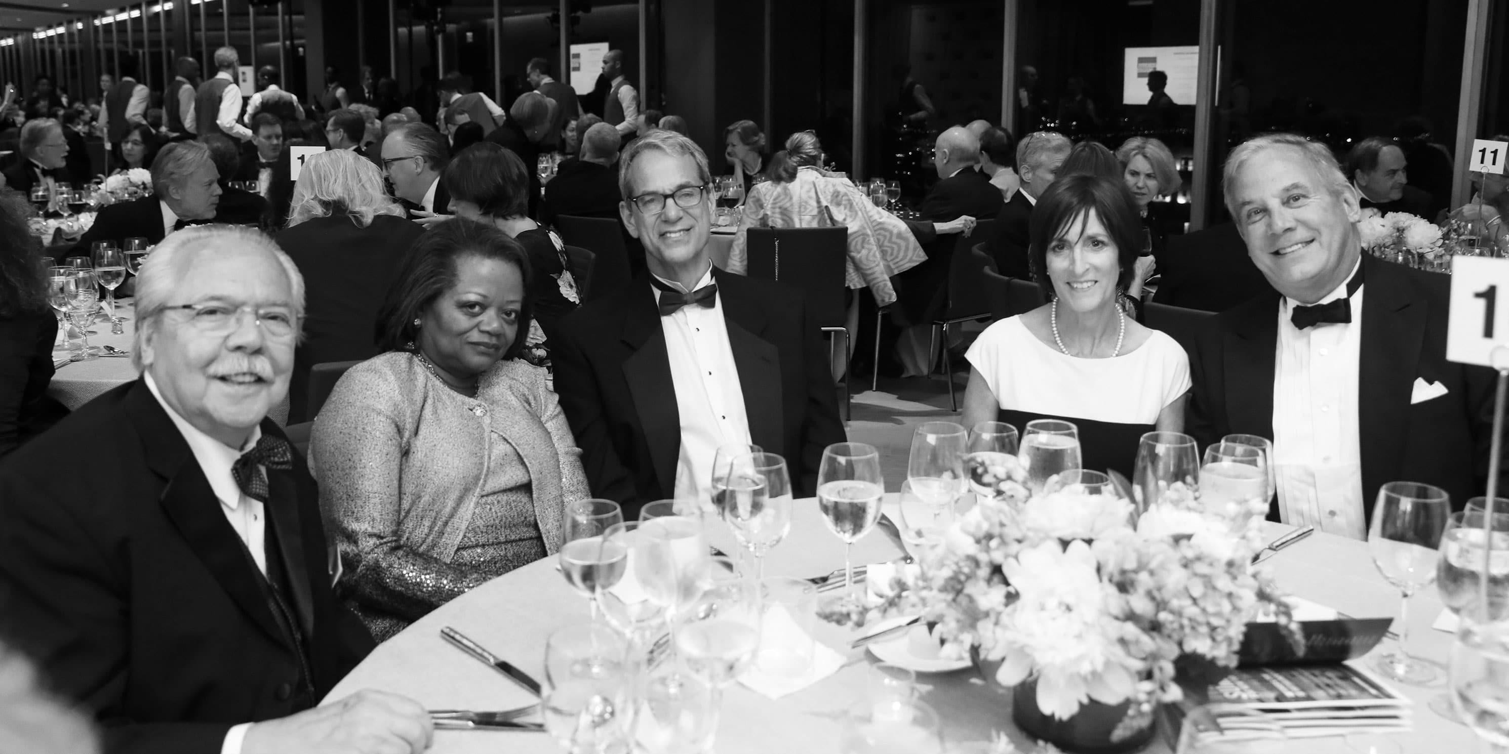 guests at dinner during the 2018 Gala