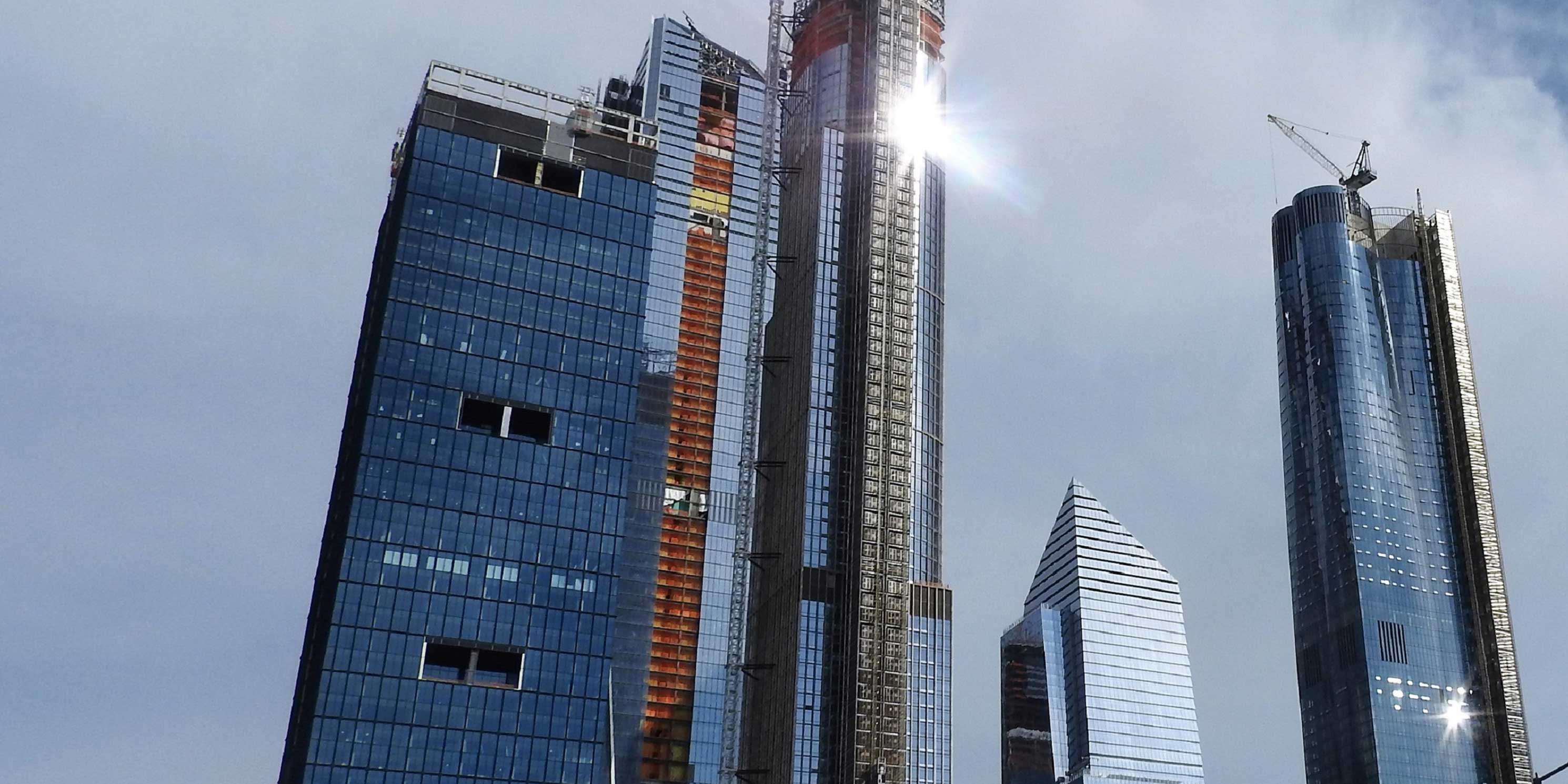 new skyscrapers going up in Hudson Yards