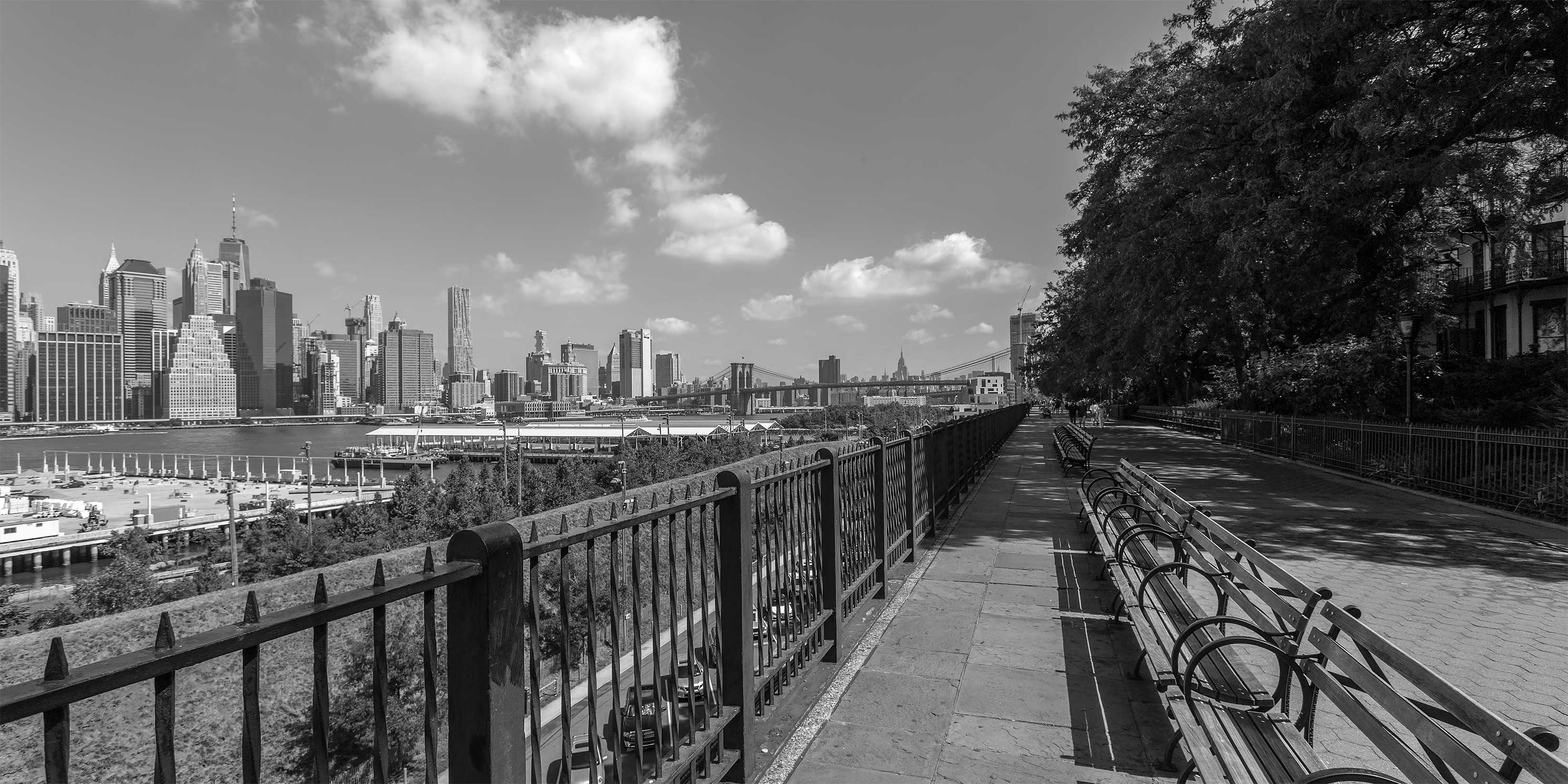 Brooklyn Heights Promenade on a sunny day