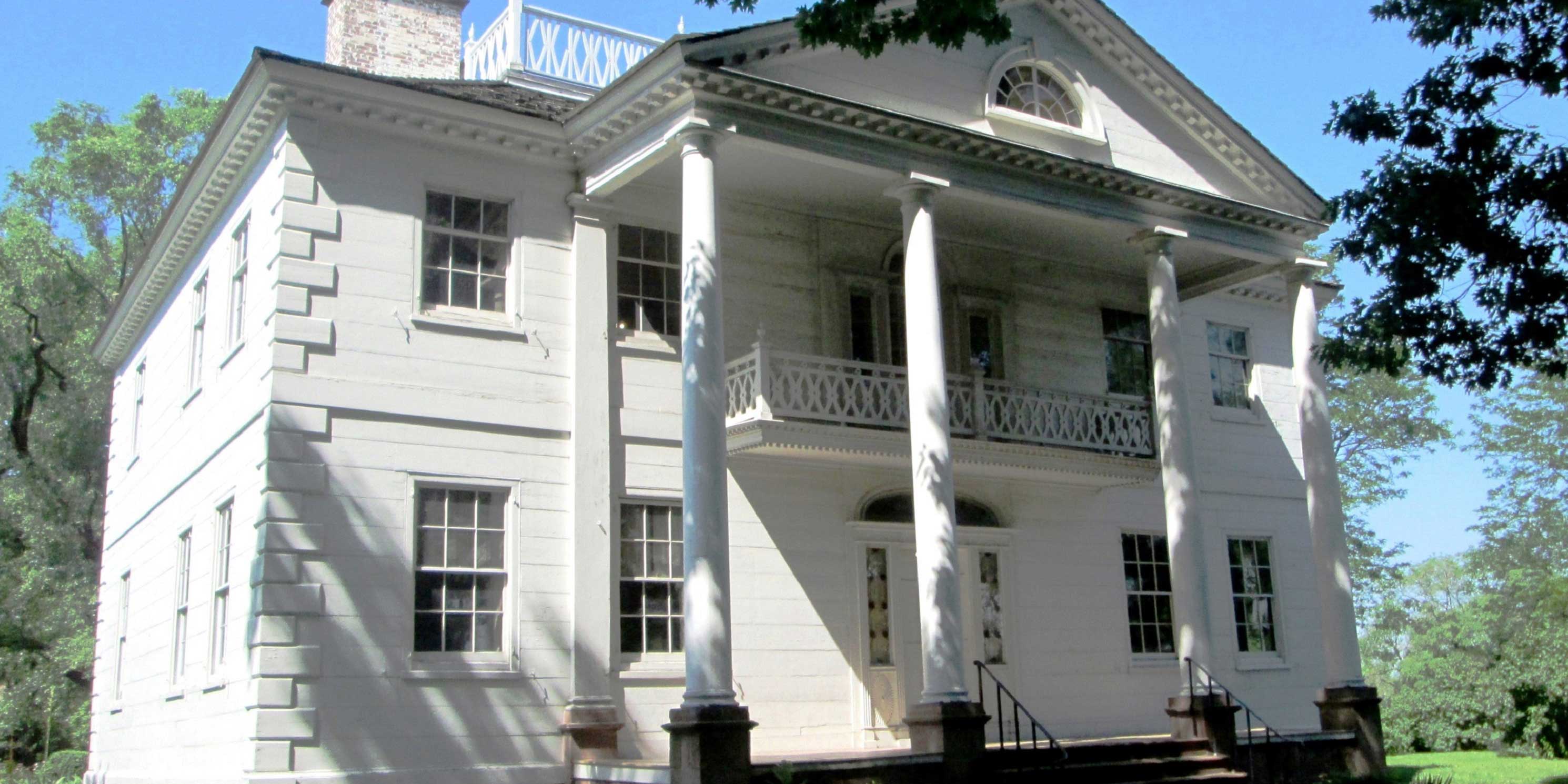 exterior of the Morris Jumel Mansion