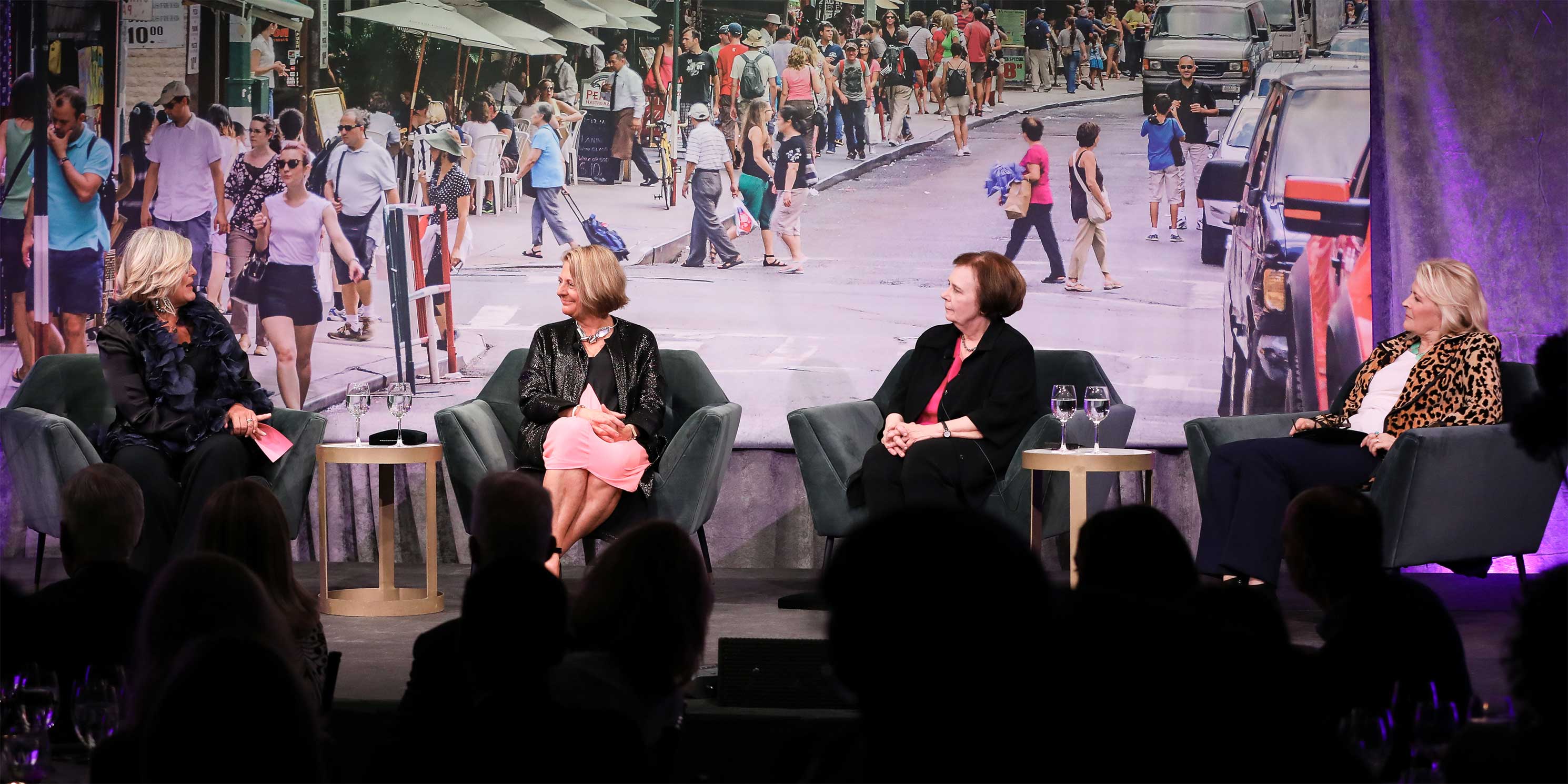 Laura Walker, Gail Collins, Cynthia McFadden, and Candice Bergen during panel discussion