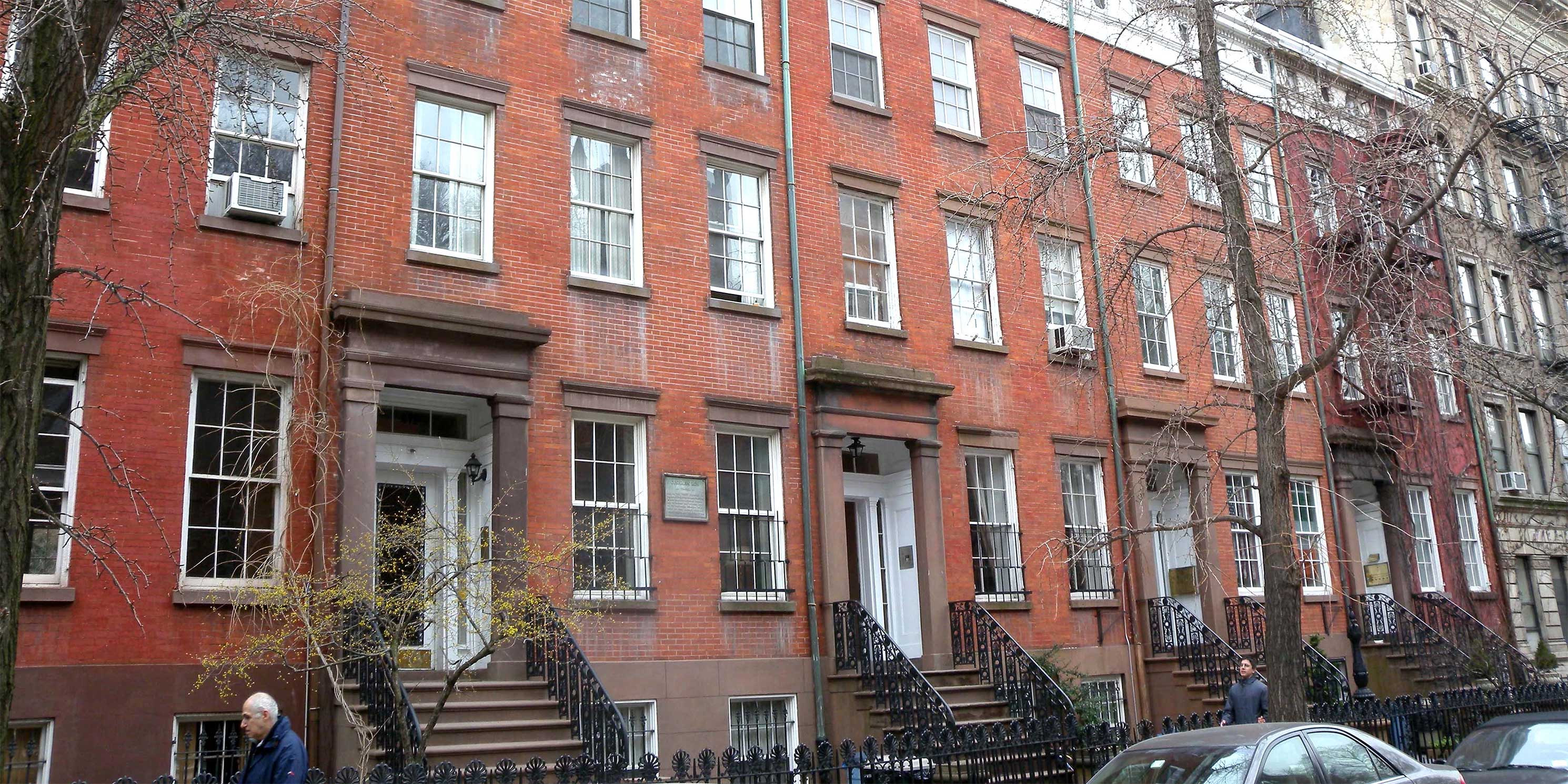 row houses on Cushman Row in Chelsea